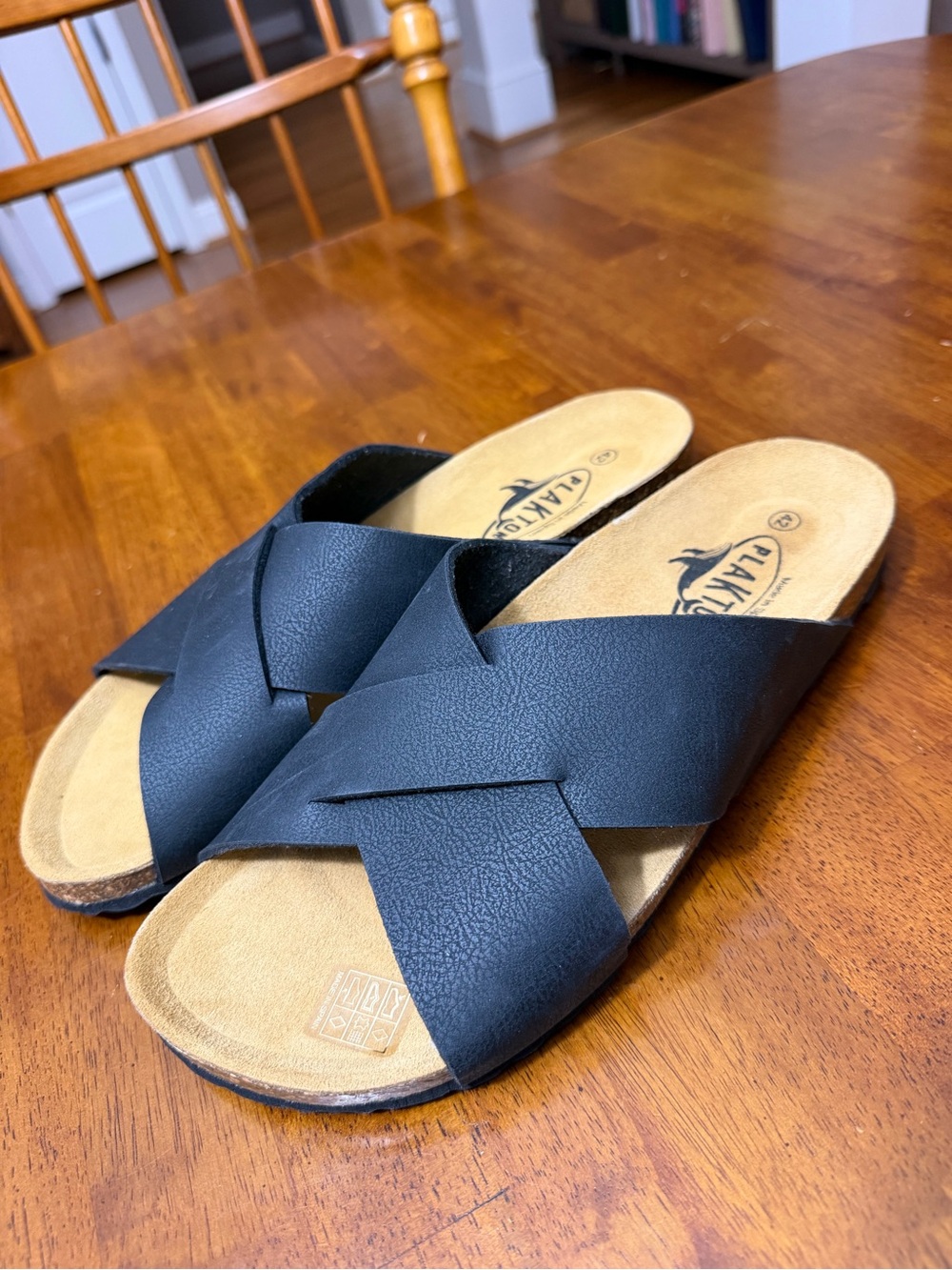 Brand New PLAKTON Black Strap Cork Footbed Sandals Made in Spain Men’s Size 9